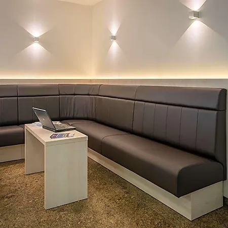 Chrisma Hotel 3*