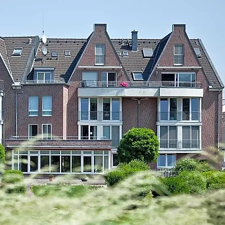 Hotel Chrisma 3*