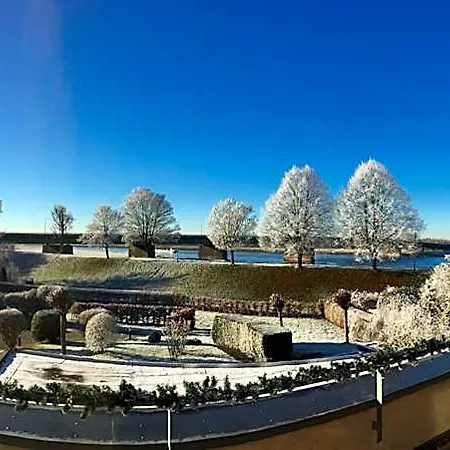 Chrisma Hotel 3*